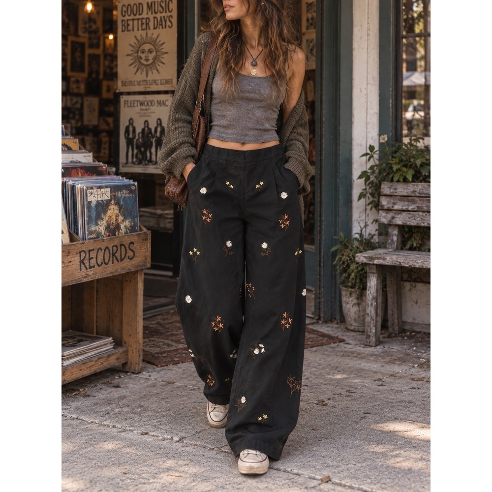 Floral Embroidered Wide Leg Trousers Womens Medium Black